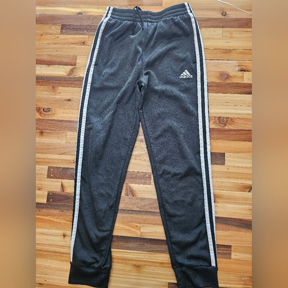 Boys Adidas pants size 10/12 Gray back to school
